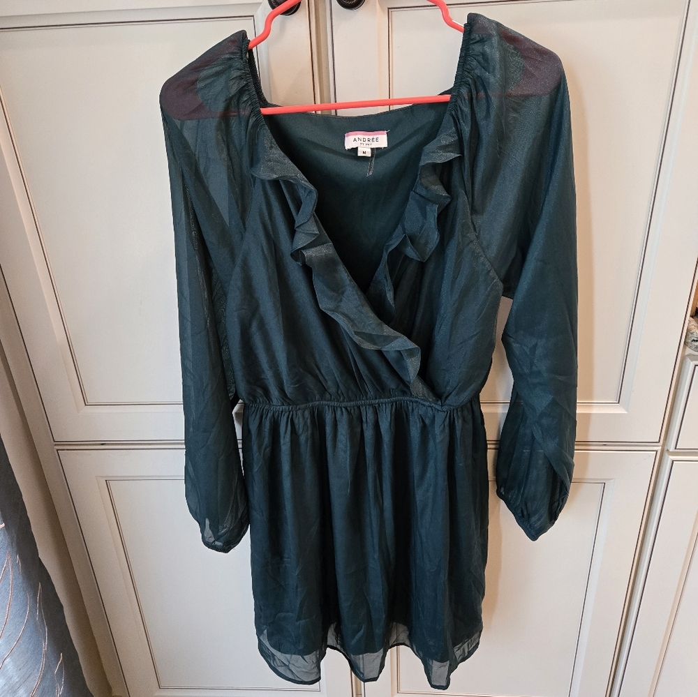 NWOT Andree By Unit Dress Size M Dark Green